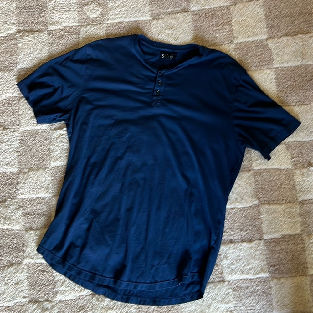 Velvet Men’s tshirt with buttons size XL soft